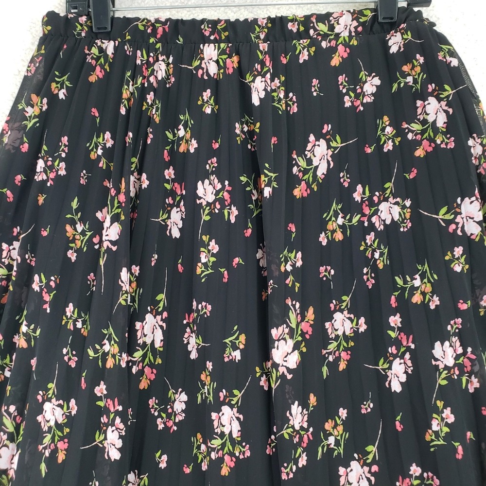 Vince Camuto Floral Cottagecore Pleated Midi Skirt Womens XL Black Boho - Picture 2 of 8